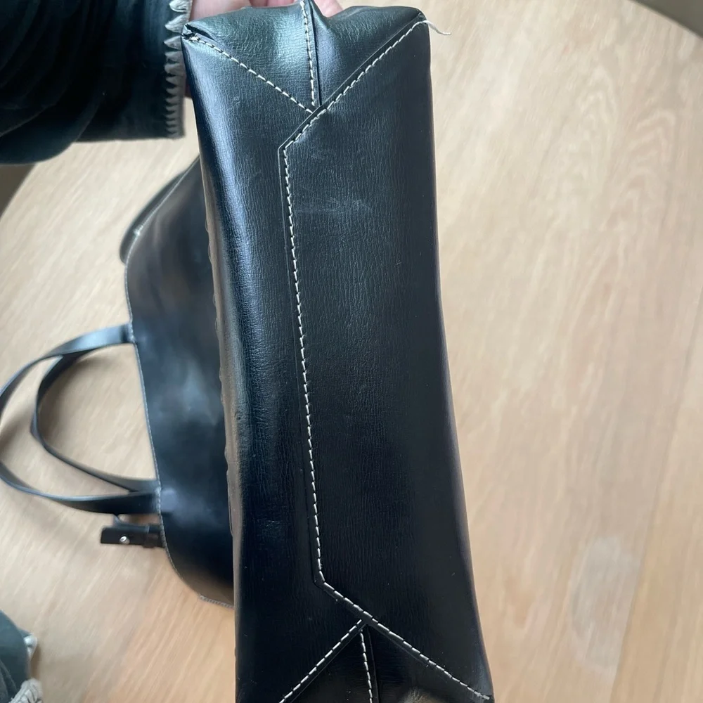Ganni Black Leather Tote Bag - Picture 4 of 6